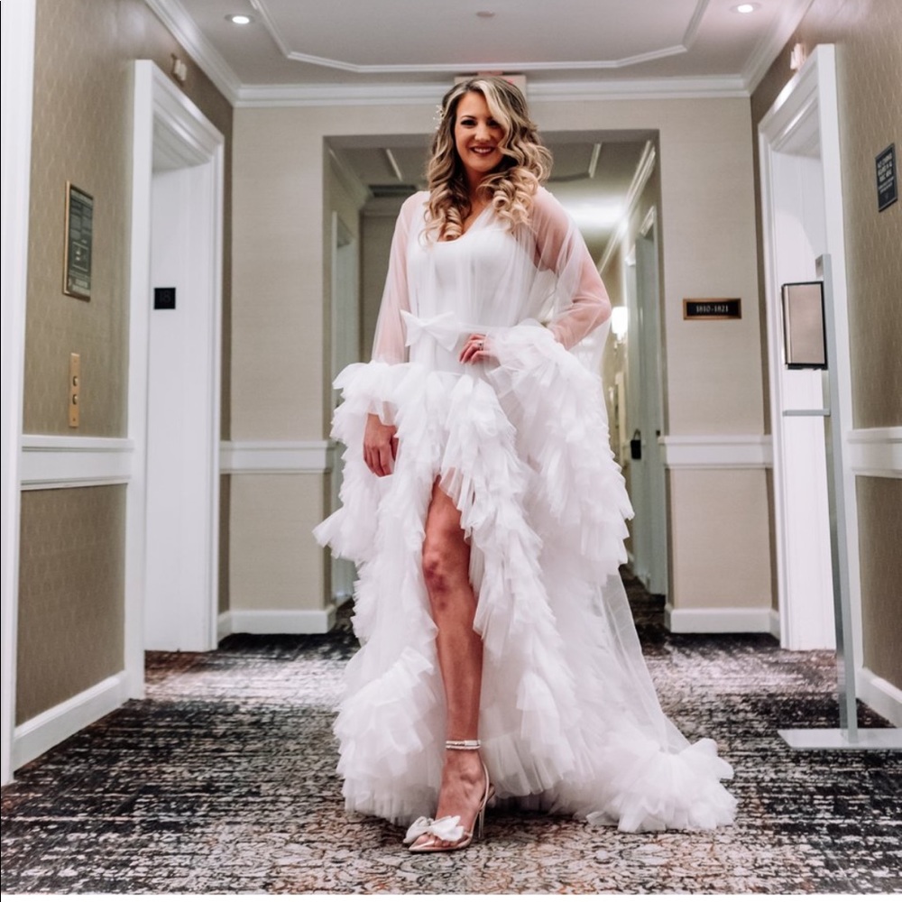Long tulle robe